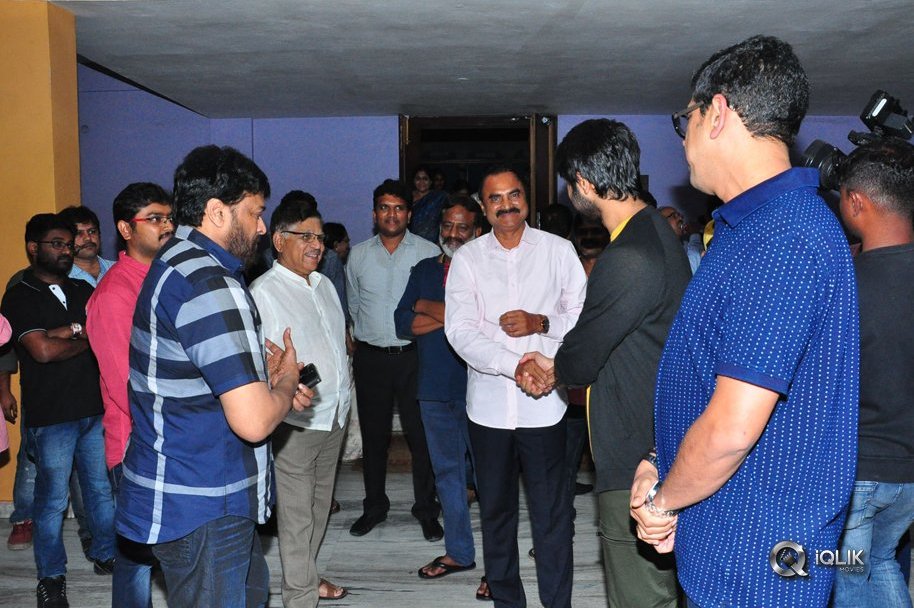 Megastar-Chiranjeevi-Watched-Special-Screening-of-Vijetha